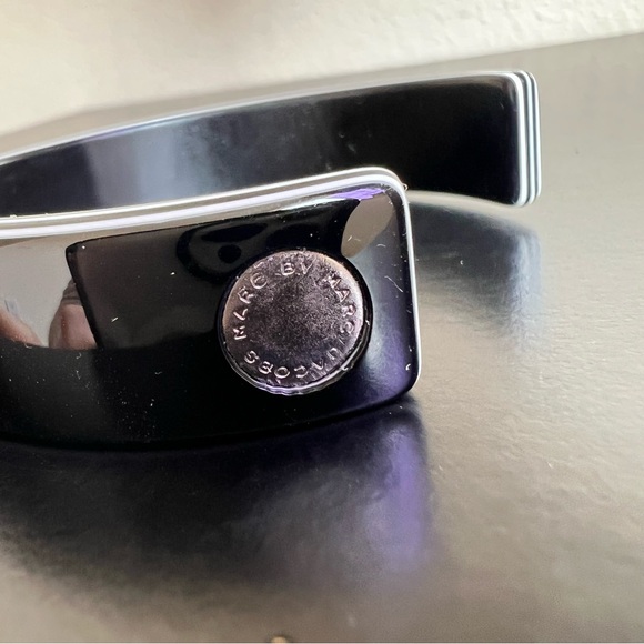 🖤New🖤MARC by MARC JACOBS Slip On Bangle - Picture 3 of 6